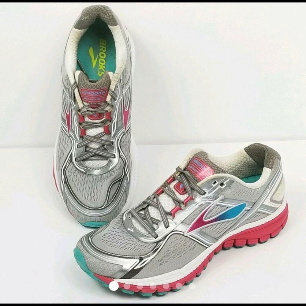Brooks women’s running shoes size 8.5